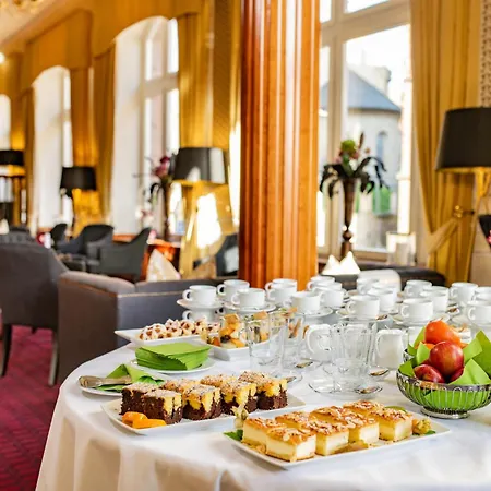 Kaiserhof 4* إيزيناخ
