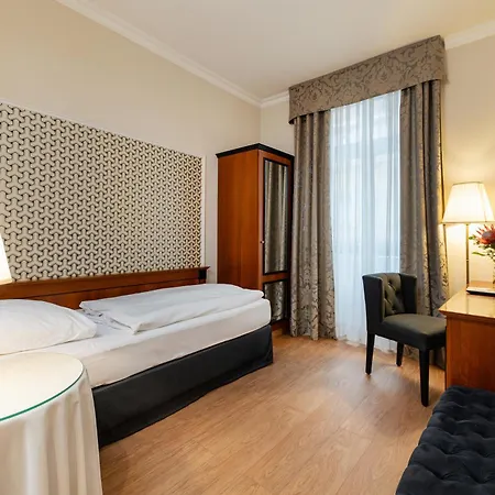 Kaiserhof Hotel