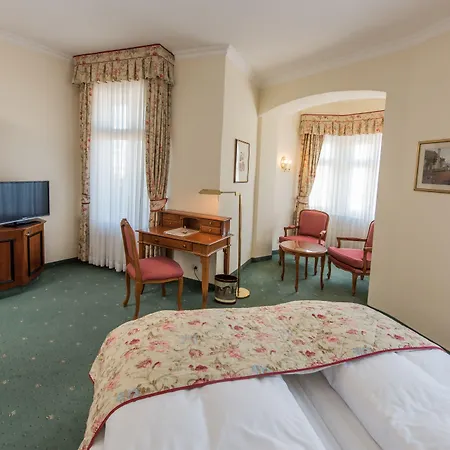 Kaiserhof 4*